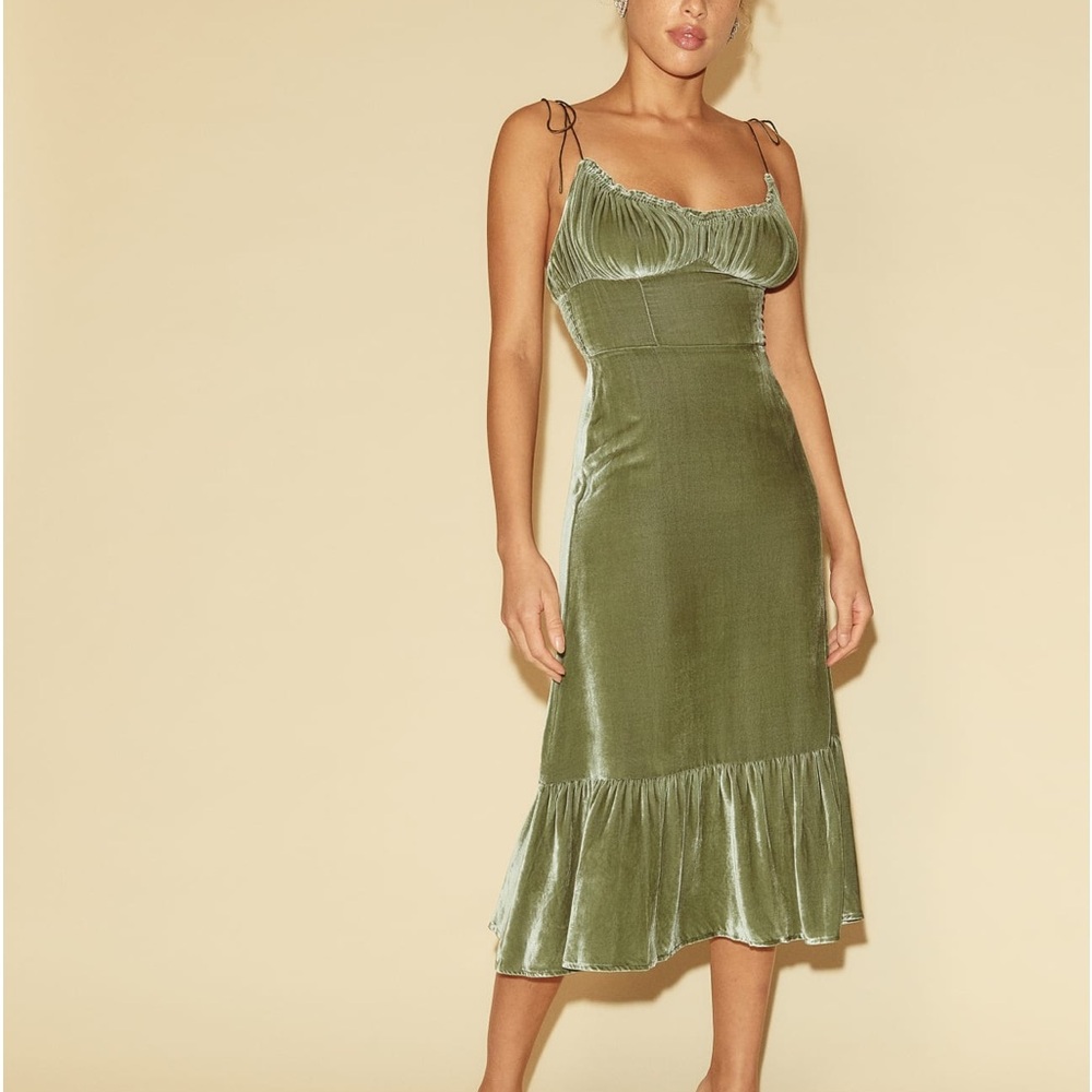 Reformation | Oda Midi Dress in Artichoke Green Velvet 6 New | worn once